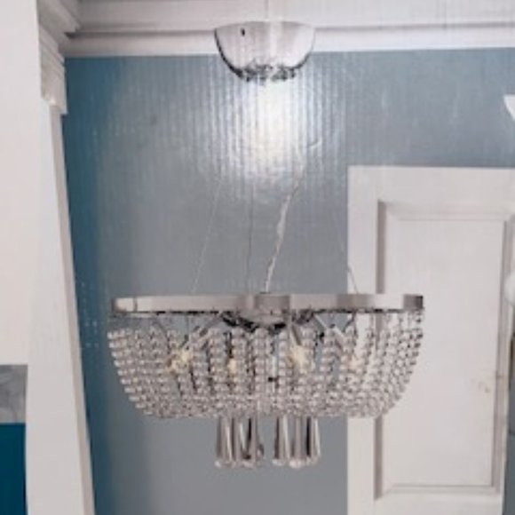 Quoizel Chateau Chandelier/Pendant Light-Brand New - Picture 2 of 6